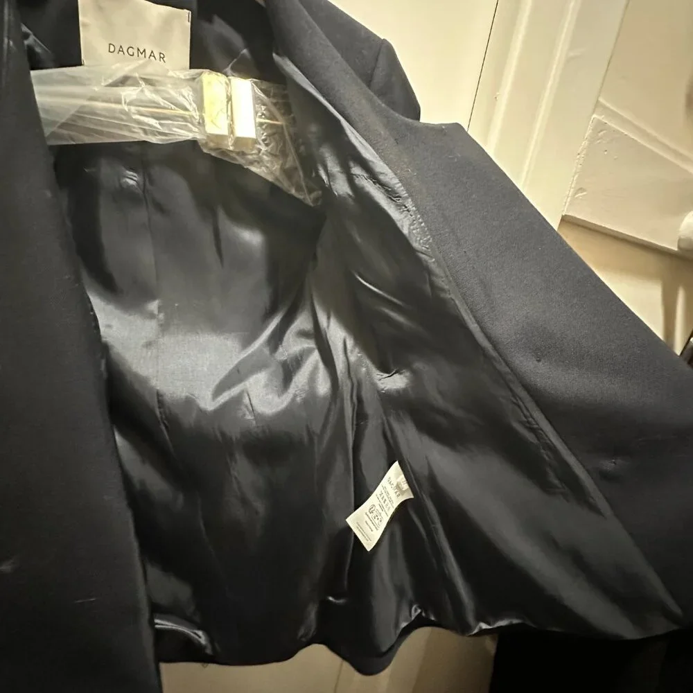 House of Dagmar Navy Collarless Wool-Blend Blazer size 32 - Picture 7 of 7